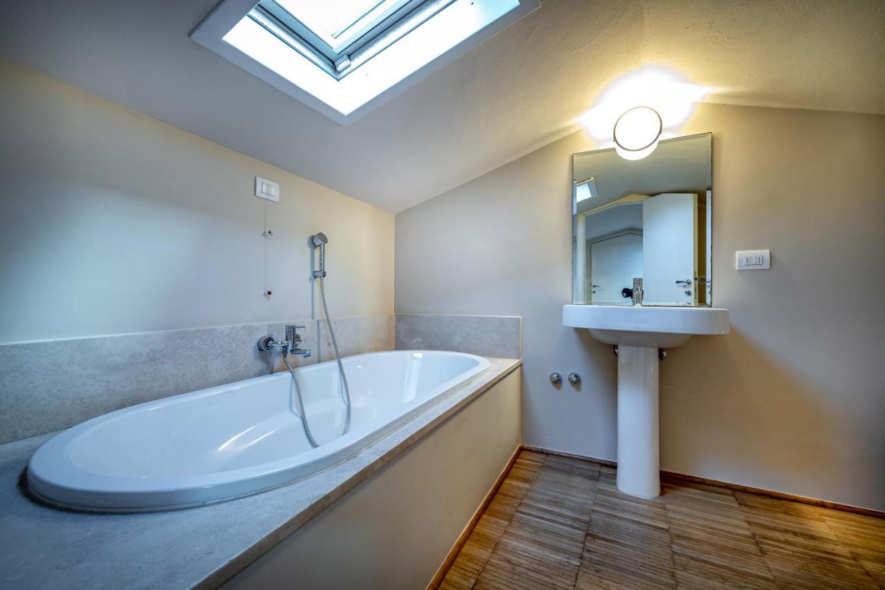Yid Penthouse On Florence River With Parking Bagian luar foto