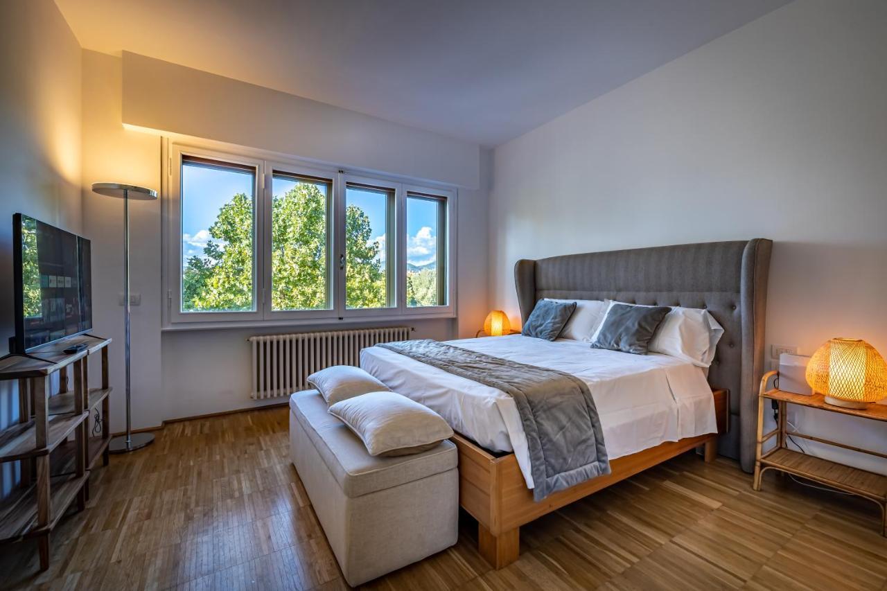 Yid Penthouse On Florence River With Parking Bagian luar foto