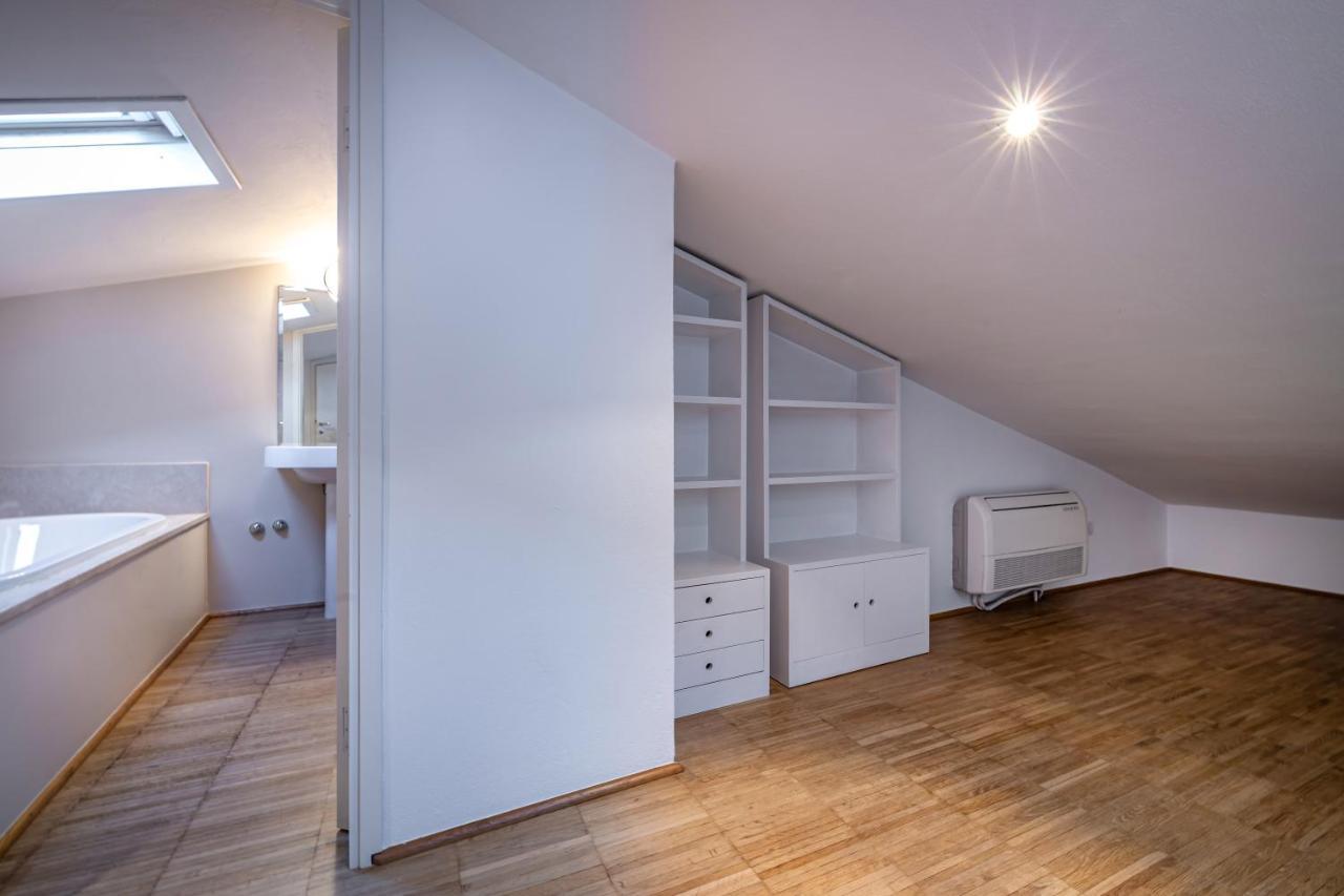 Yid Penthouse On Florence River With Parking Bagian luar foto