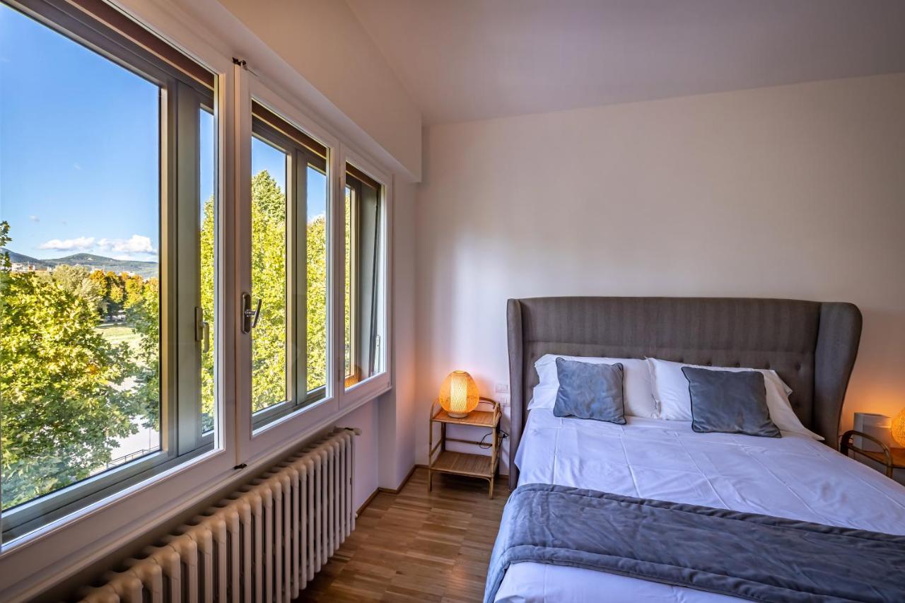Yid Penthouse On Florence River With Parking Bagian luar foto